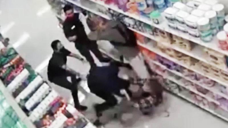 Man refusing to wear mask breaks arm of Target employee - CNN Video