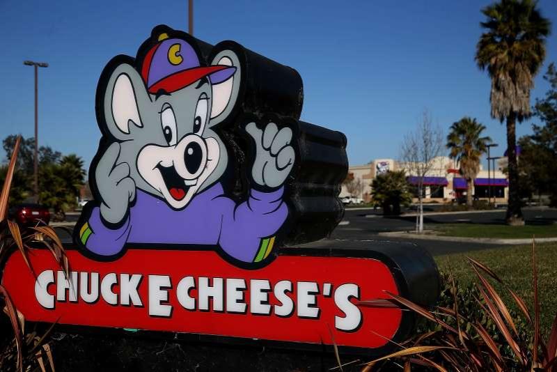 Chuck E. Cheese parent company to close 34 locations