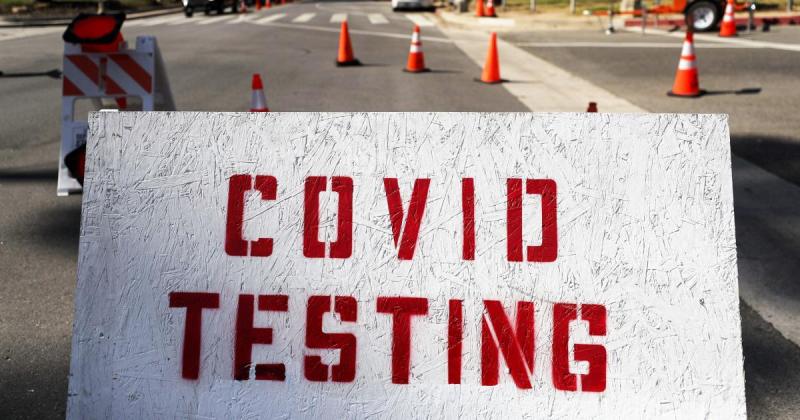 Record number of Americans say fight against coronavirus going badly — CBS News poll - CBS News