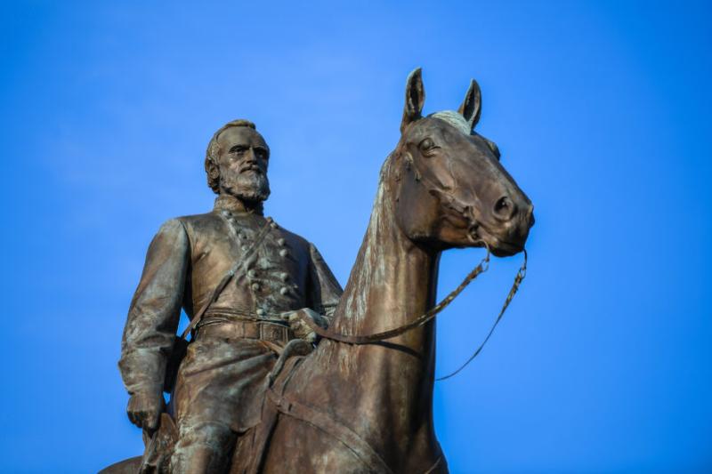Stonewall Jackson Statue Removed After Richmond Mayor Orders Removal Of All Confederate Statues