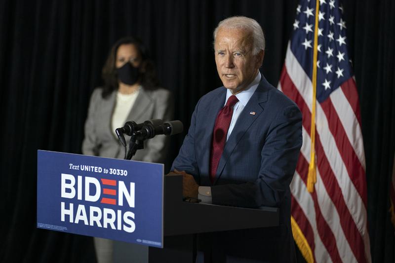 Poll: Biden maintains clear lead over Trump nationally - POLITICO