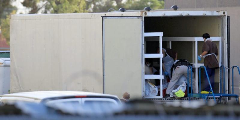 Photos: El Paso doubles mobile morgue capacity amid new COVID-19 surge - Business Insider