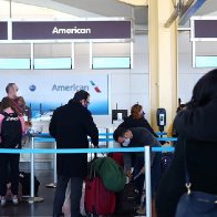 U.S. air travel hit post-March peak on day before Thanksgiving