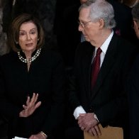 Pelosi's, McConnell's homes vandalized as $2K stimulus check bill fails to pass