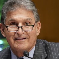 Joe Manchin Deals Blow to Democrats' Stimulus Plan, Won't Support It Without Bipartisan Agreement