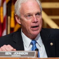 Ron Johnson Defies CDC Guidance Over COVID Vaccination After Infection