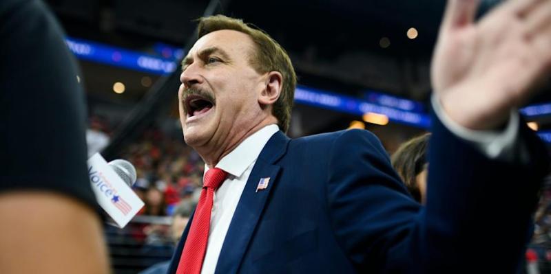 MyPillow CEO Mike Lindell says he hired private investigators to find out why Fox News isn't letting him speak on air