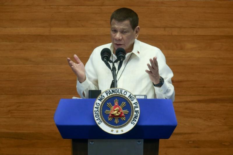 Philippines' Duterte prepared to deploy navy over South China Sea claim