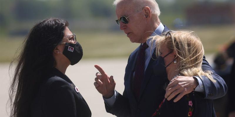 Biden and The Squad's Tlaib stage heated confrontation on tarmac in Detroit 