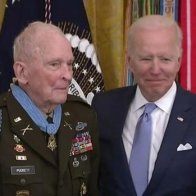  Biden awards Medal of Honor to Korean War veteran