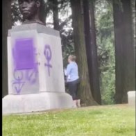 White woman captured on camera vandalizing statue of the only Black member of the Lewis and Clark expedition