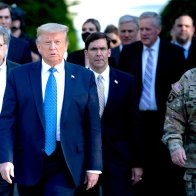 Trump tests the right's patriotism: Republicans suddenly begin to sour on the military, police 