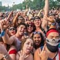 Chicago holds Lollapalooza music fest despite virus surge