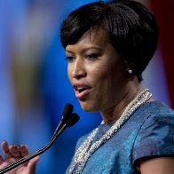 DC Mayor Bowser officiates maskless indoor wedding after reinstated mask mandate