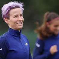 Subway franchisees want to give U.S. soccer star Rapinoe the boot