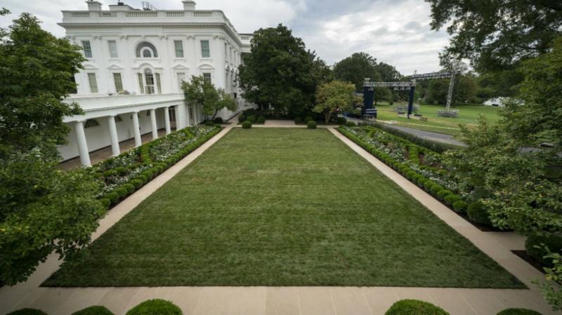 Melania Trump fires back at historian over Rose Garden criticism