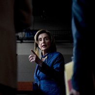 Pelosi Faces Revolt From Moderates That Risks Budget Vote Plan