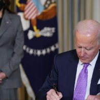 Biden to impose new vaccine mandates during coronavirus address Thursday 