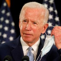 Biden closes in on deal with Manchin, Sinema as liberals wince