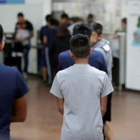 U.S. in Talks to Pay Hundreds of Millions to Families Separated at Border