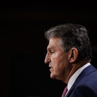 Manchin Opposes Bonus EV Tax Credit for Union-Made Cars