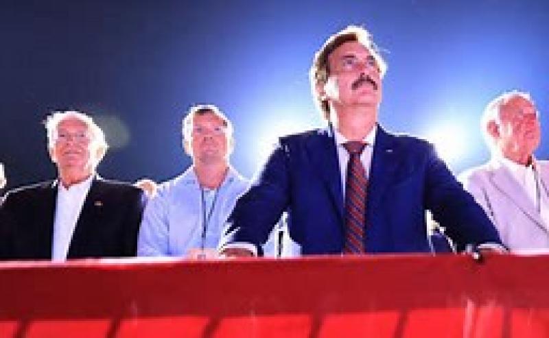 You Can't Make This S**t Up, Disgraced Nutcase Mike Lindell Was One Of The Featured Speakers At Trump's Arizona Rally