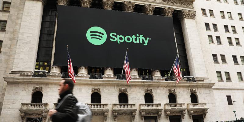 Spotify to add a content advisory to podcasts that discuss Covid-19