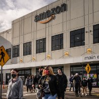 Can Amazon stop a union?