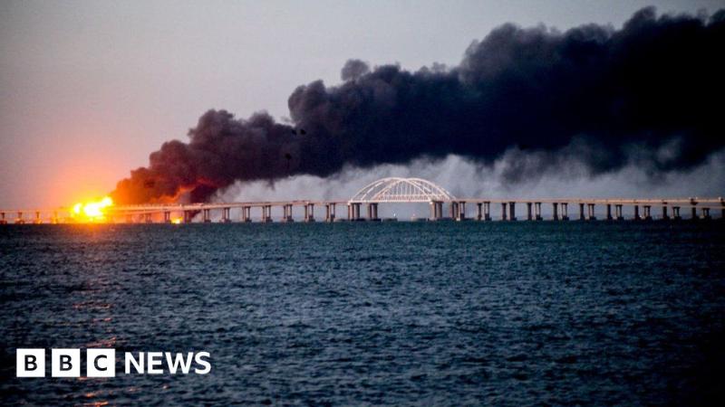 Crimea bridge: Putin accuses Ukraine of 'terrorism' - BBC News