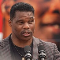 Herschel Walker acknowledges sending $700 check to woman who alleges he paid for abortion but denies it was for that purpose | CNN Politics