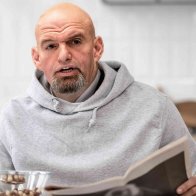 While Eating Breakfast Thursday, Fetterman Suddenly Answers 3rd Debate Question From Tuesday