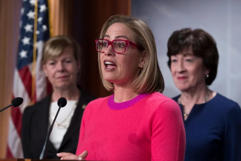 Kyrsten Sinema switches from Democrat to independent: Here's what it means for the Senate