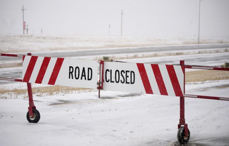 Winter US storm brings warnings of more tornadoes, blizzards | AP News