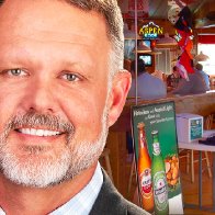 Bigoted Bartlesville Councilman shamed for taking son's basketball team to Hooters… - The Lost Ogle