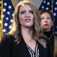 Jenna Ellis: Ex-Trump attorney admits statements about 2020 election were false and is censured by judge | CNN Politics