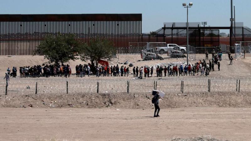 1,500 active-duty troops being sent to southern border ahead of expected migrant surge
