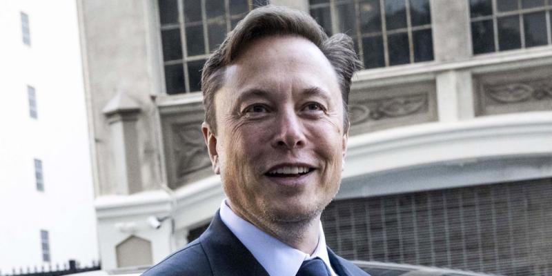 Elon Musk says he's hired a new CEO for Twitter and will reduce his own role