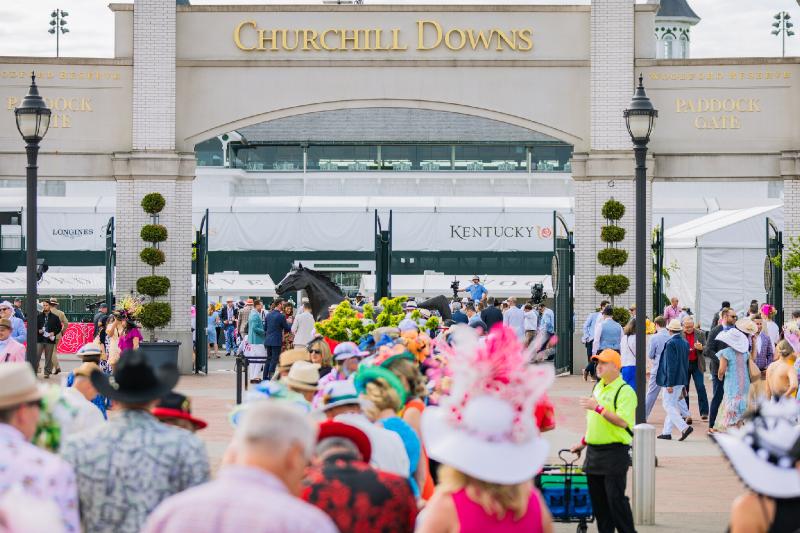 Churchill Downs to Cease Racing as It Investigates Deaths of Horses
