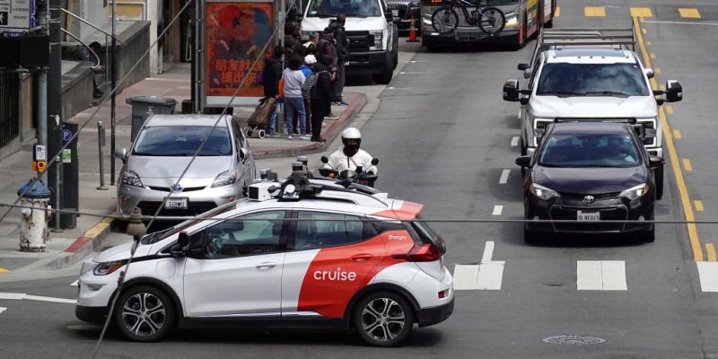 A viral video of a 'reckless' robotaxi caused an uproar in San Francisco. Police say the internet got it wrong.