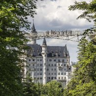 Women pushed into ravine at German castle were recent Illinois college graduates | AP News