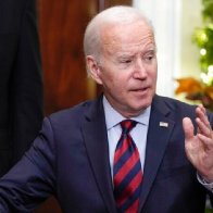 Supreme Court rules against Biden student loan debt handout 