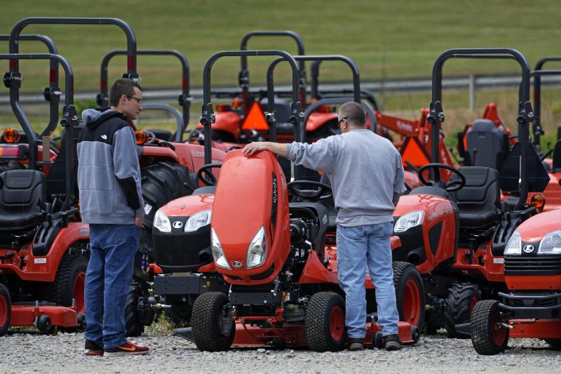 U.S. Inflation Falls To 3%, Lowest Level In More Than 2 Years, As Price Pressures Ease | HuffPost Latest News