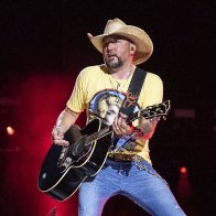 Jason Aldean's new music video was filmed at a lynching site. A big country music network pulled it | KTAB - BigCountryHomepage.com