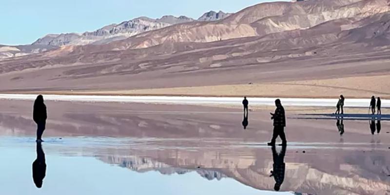 California rainstorms brought — and kept — a lake at Death Valley