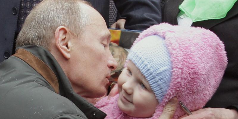 Putin Calls on Russians to Have More Babies for Ethnic Survival