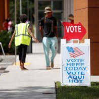 Federal judge rules Florida can't ban noncitizens from registering voters