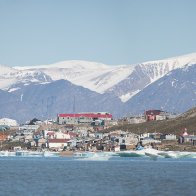 Why does TB have such a hold on the Inuit communities of the Canadian Arctic?