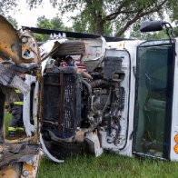 8 dead after bus carrying farm workers in Florida hit by truck, whose driver is charged with DUI-manslaughter