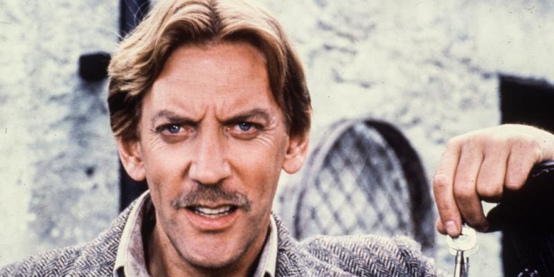 Donald Sutherland, revered actor from 'M*A*S*H' movie and 'The Hunger Games,' dies at 88