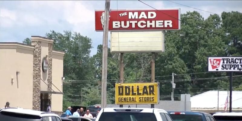 3 dead, 10 wounded in shooting at Mad Butcher grocery in Arkansas